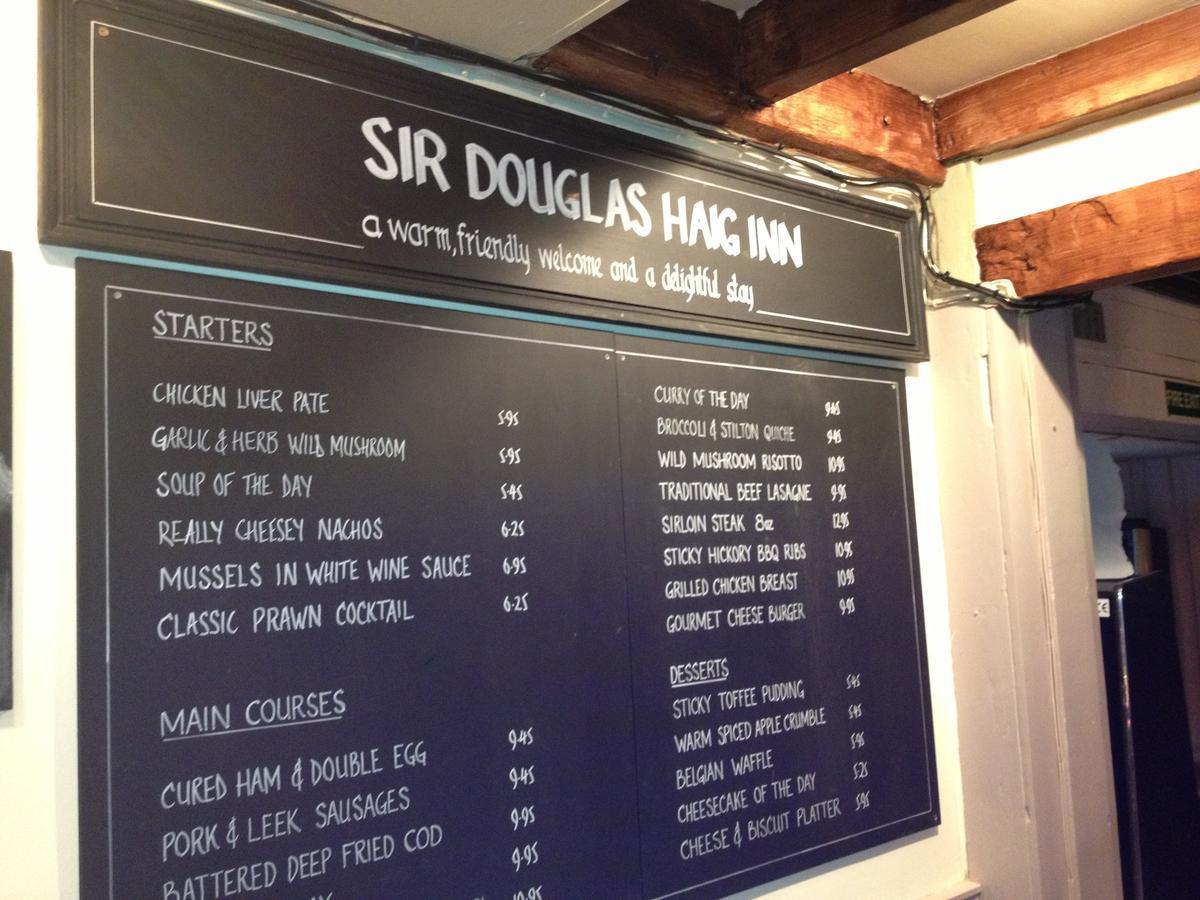 Sir Douglas Haig Inn Effingham Ngoại thất bức ảnh